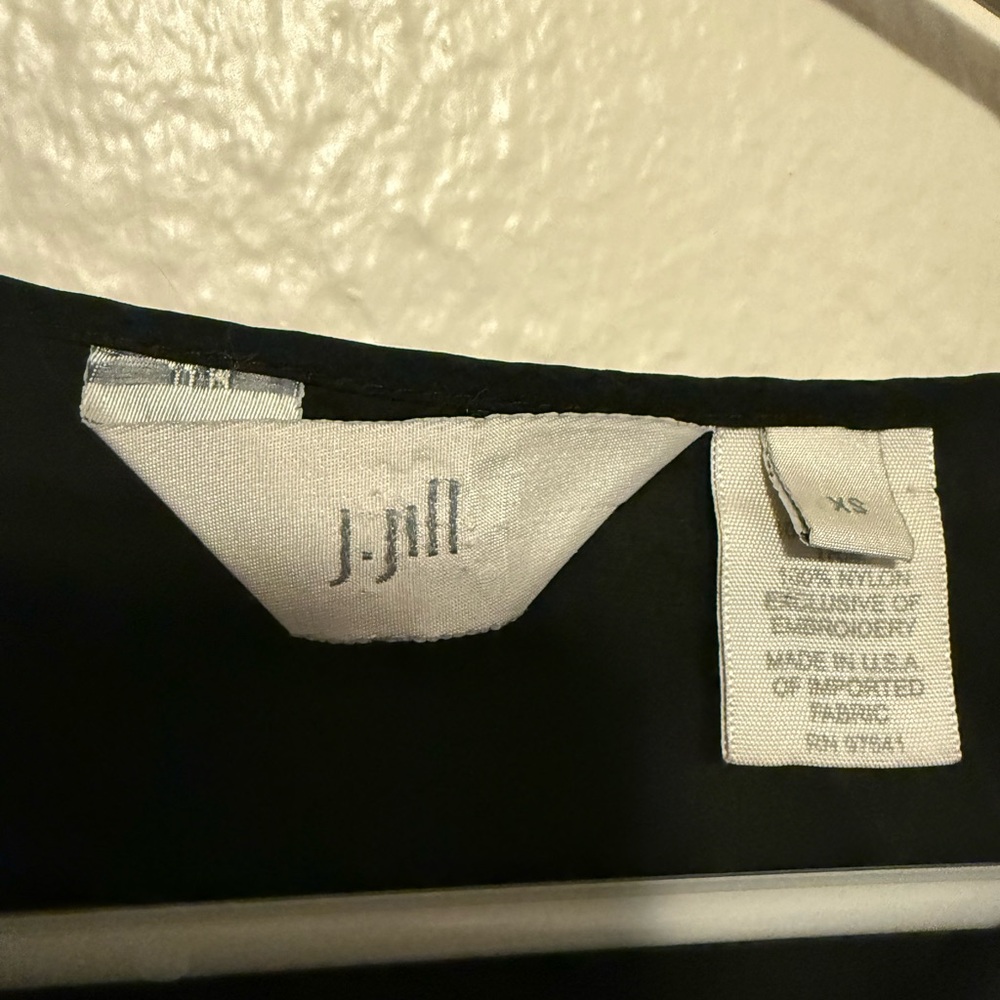 J Jill Black Lace Detail Women's Top - Picture 4 of 5